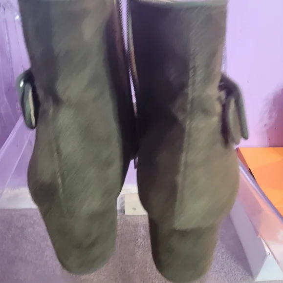 White Mountain booties - Picture 3 of 6